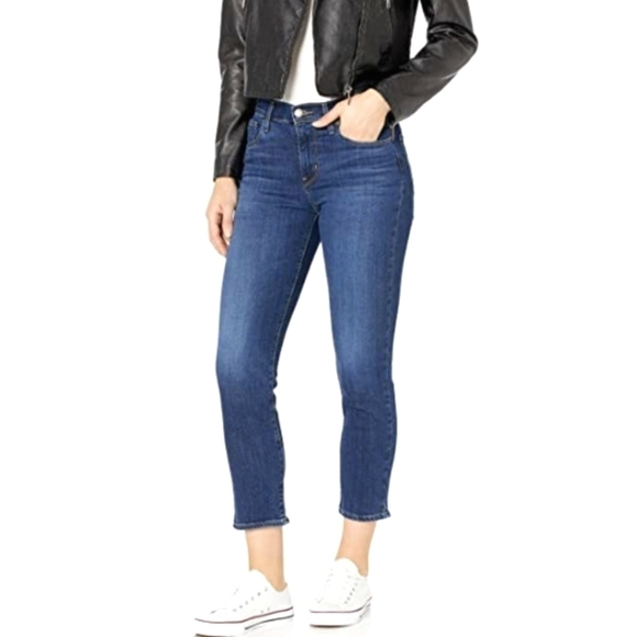 Levi's 724 High Rise Slim Straight leg Jeans 26 2 Dark Blue Indigo - Picture 1 of 14